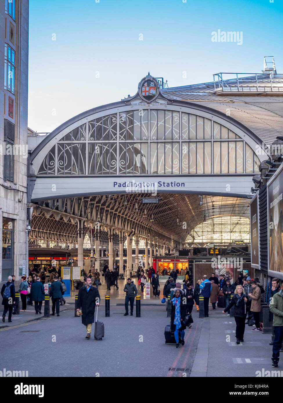 Paddington station entrance hires stock photography and images Alamy