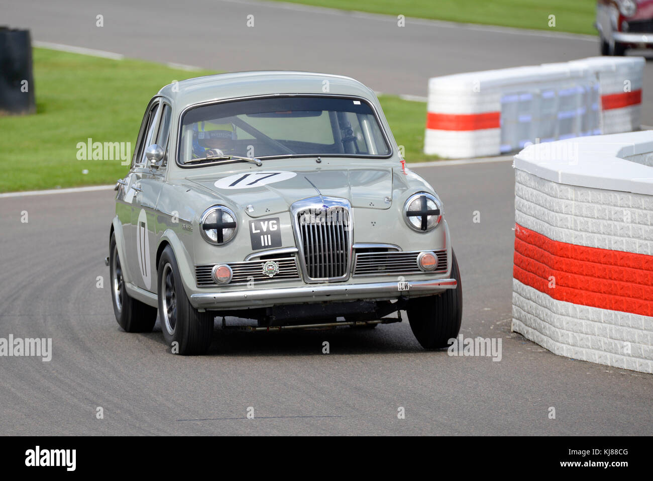 1959 Riley One Point Five Driven By Mat Jackson Owned By David Devine Racing In St Mary S Trophy At The Goodwood Revival 17 Stock Photo Alamy