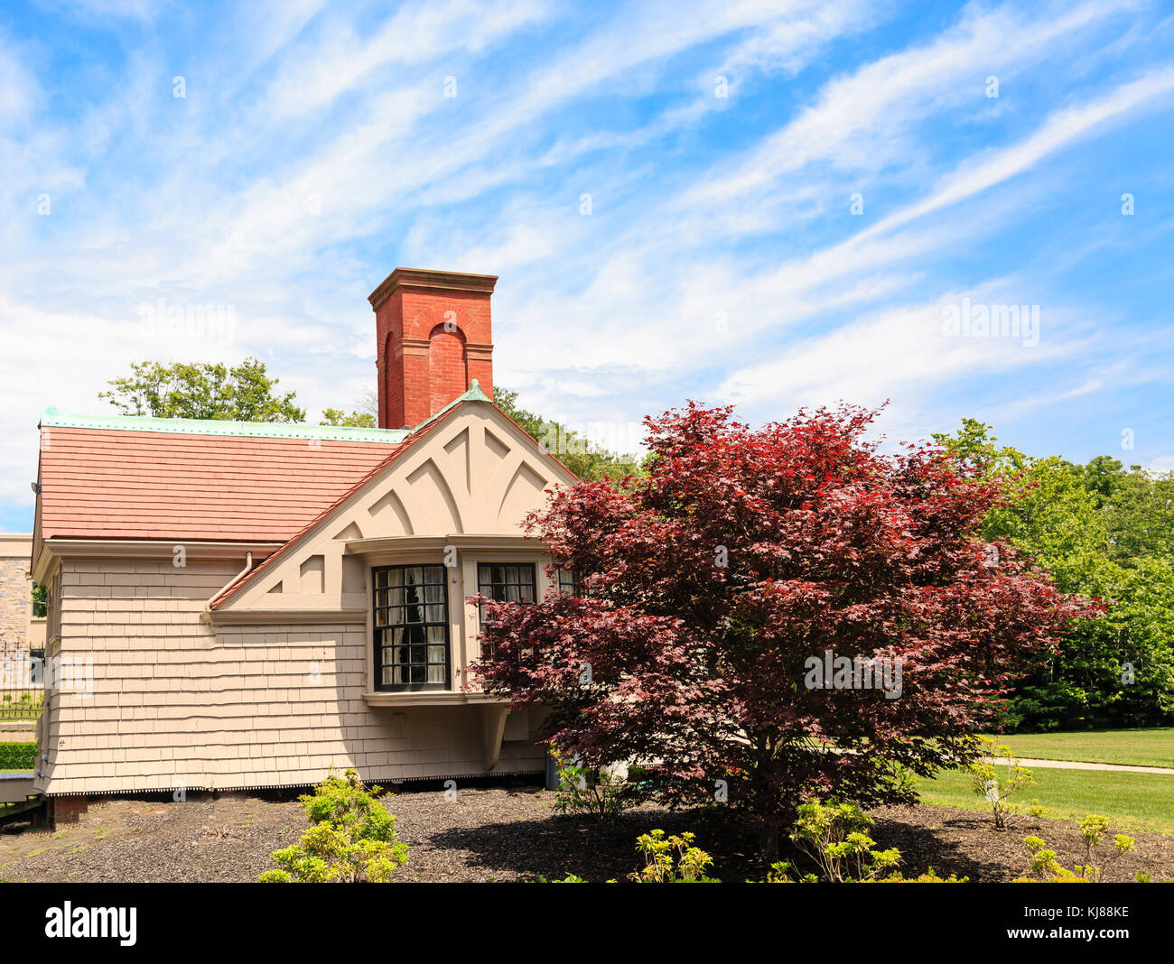 Red brick bungalow hires stock photography and images Alamy