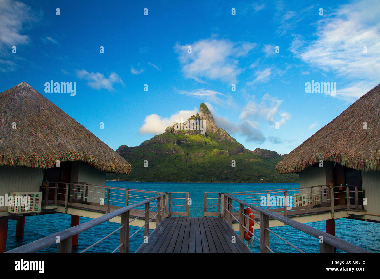 Island bora hi-res stock photography and images - Alamy