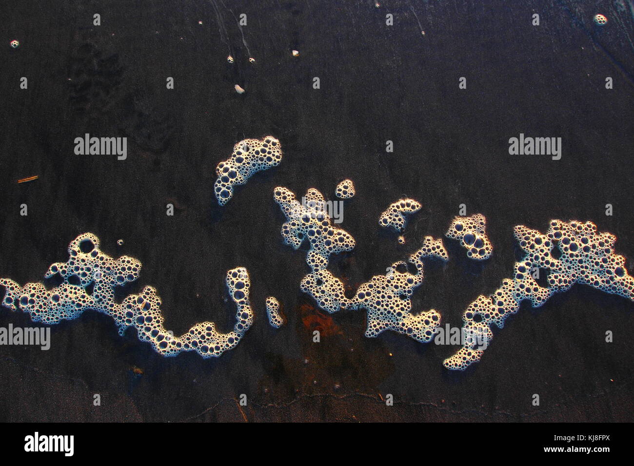 Black foam texture hi-res stock photography and images - Alamy
