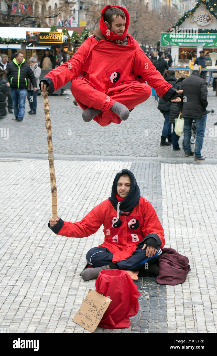Street performer levitating hires stock photography and images Alamy