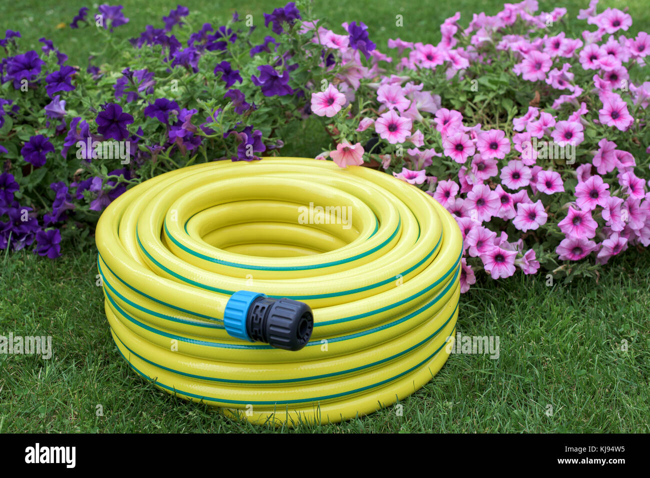 Yellow pvc pipe hires stock photography and images Alamy