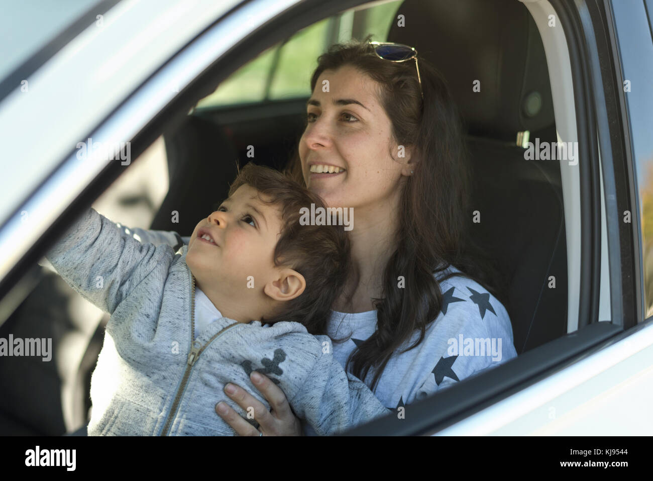 Sons inside. Кухня гостиная в загородном доме. Sons inside. Джорданы для детей девочек. Sons inside.