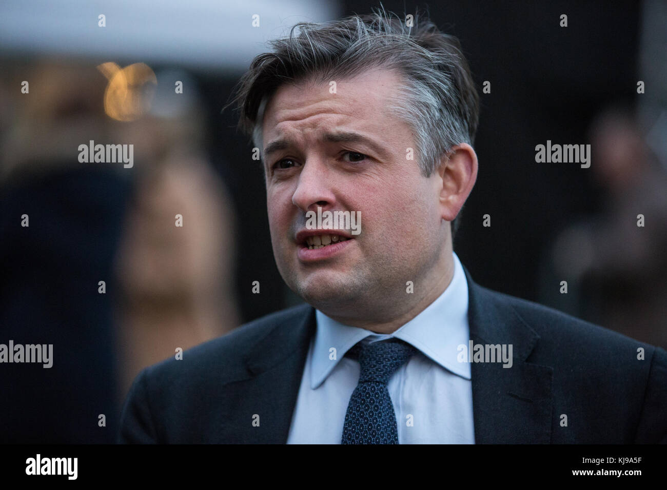London, UK. 22nd November, 2017. Jon Ashworth MP, Shadow Secretary of State for Health, gives his opinion on Chancellor of the Exchequer Philip Hammond's Budget announcement during an interview with broadcast media on College Green. Credit: Mark Kerrison/Alamy Live News Stock Photo