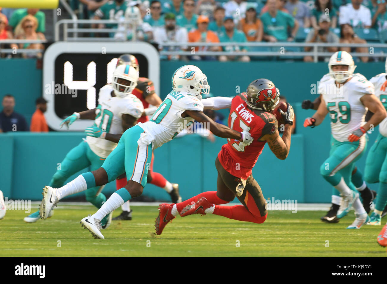 Miami Gardens FL, USA. 19th Nov, 2017. Mike Evans 13 of Tampa Bay