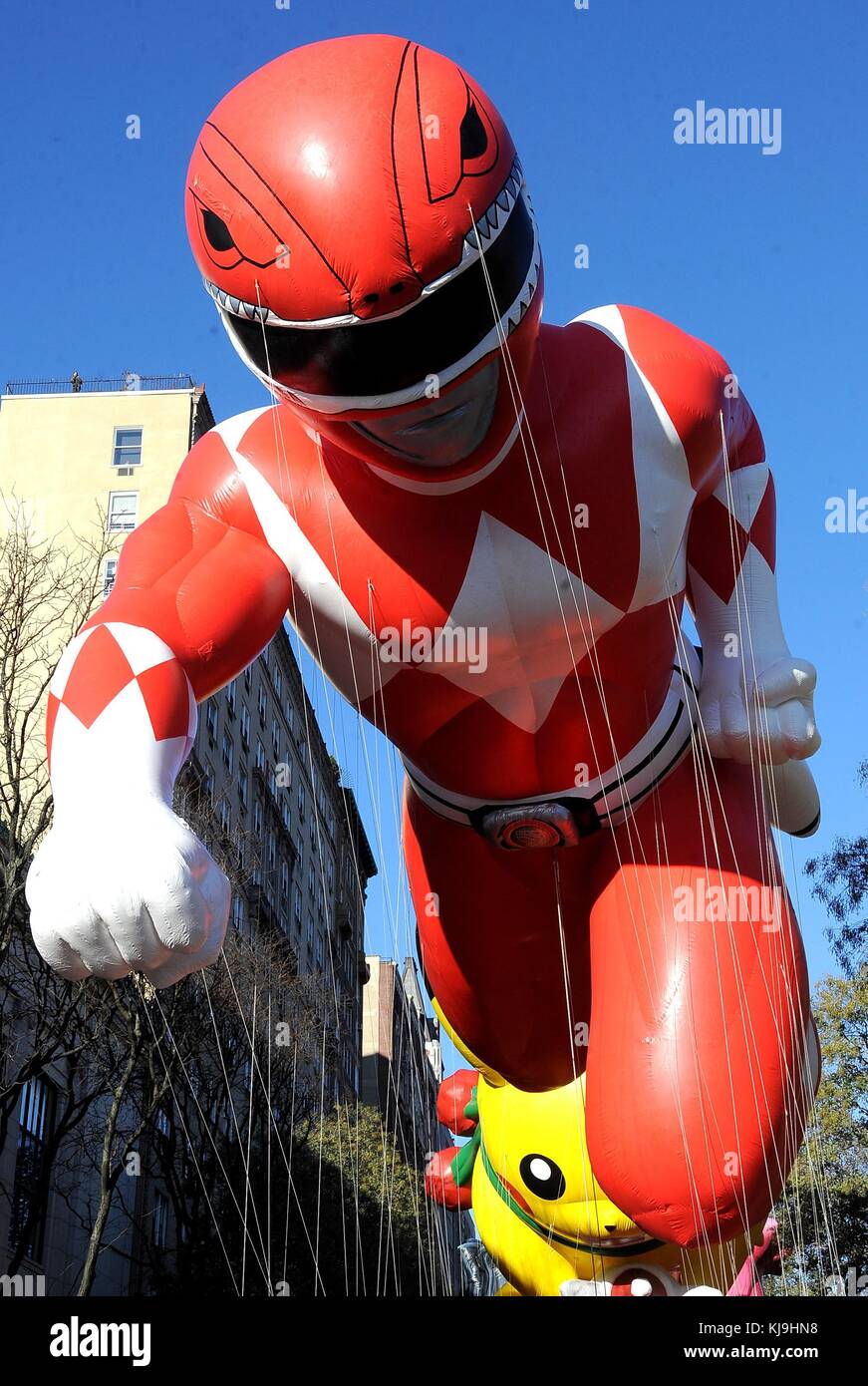 Red power ranger hi-res stock photography and images - Alamy