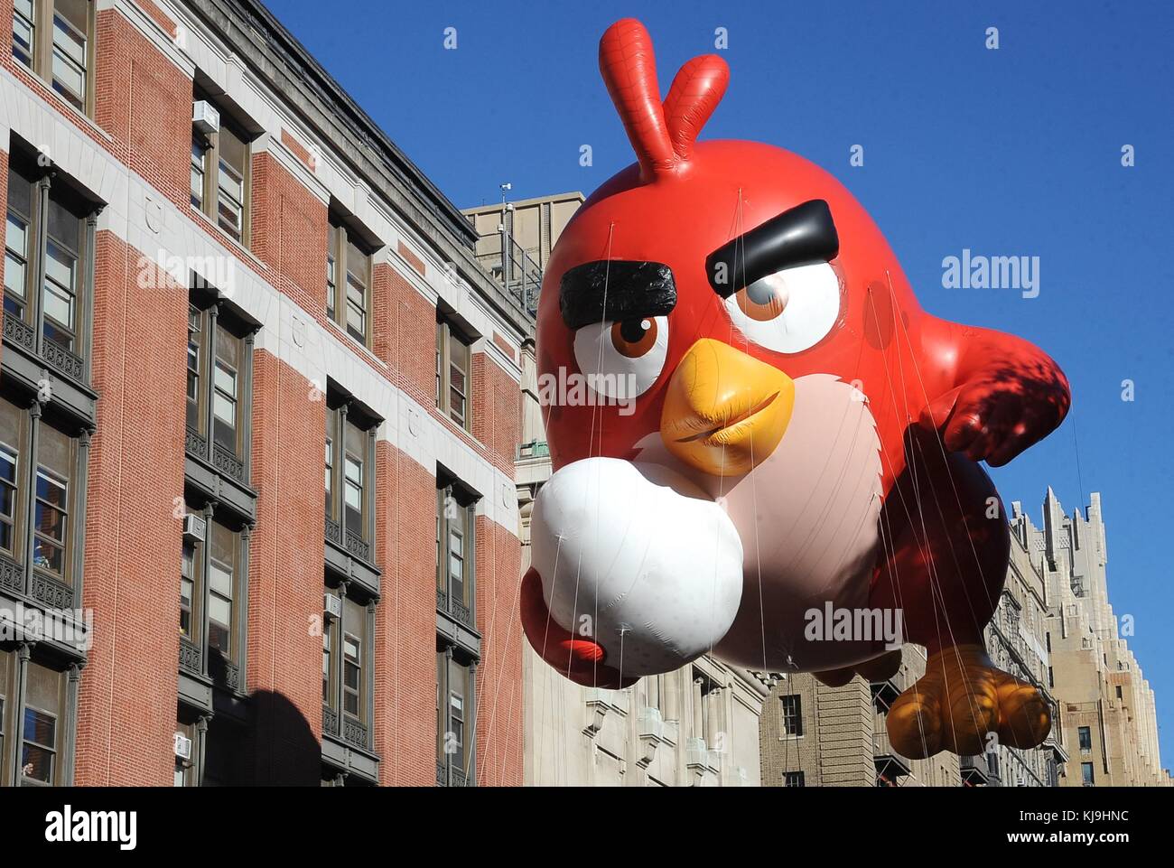 Angry bird balloon where hi-res stock photography and images - Alamy