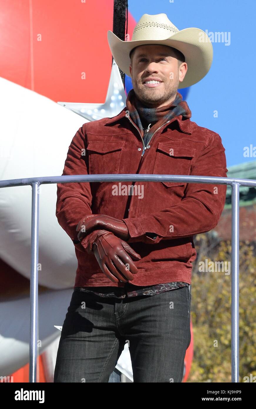 Dustin lynch hi-res stock photography and images - Alamy