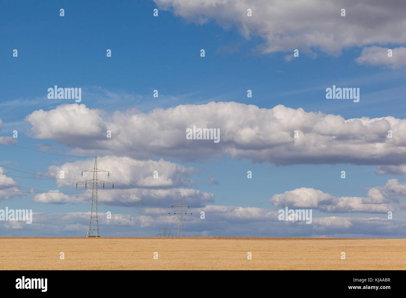 Windräder mit Überlandleitung Stock Photo