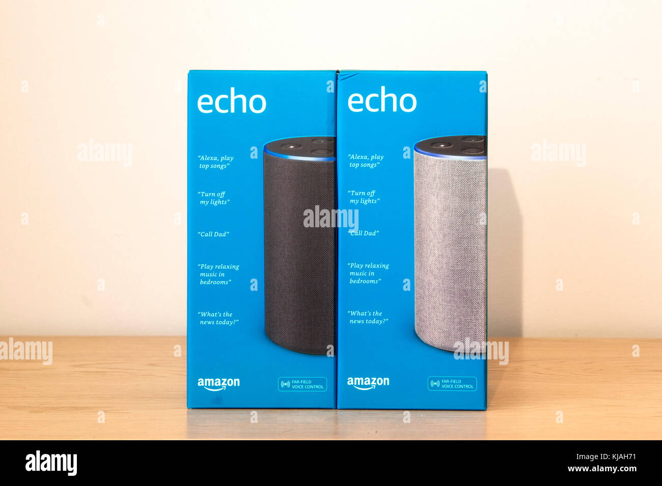 Amazon alexa box hi-res stock photography and images - Alamy