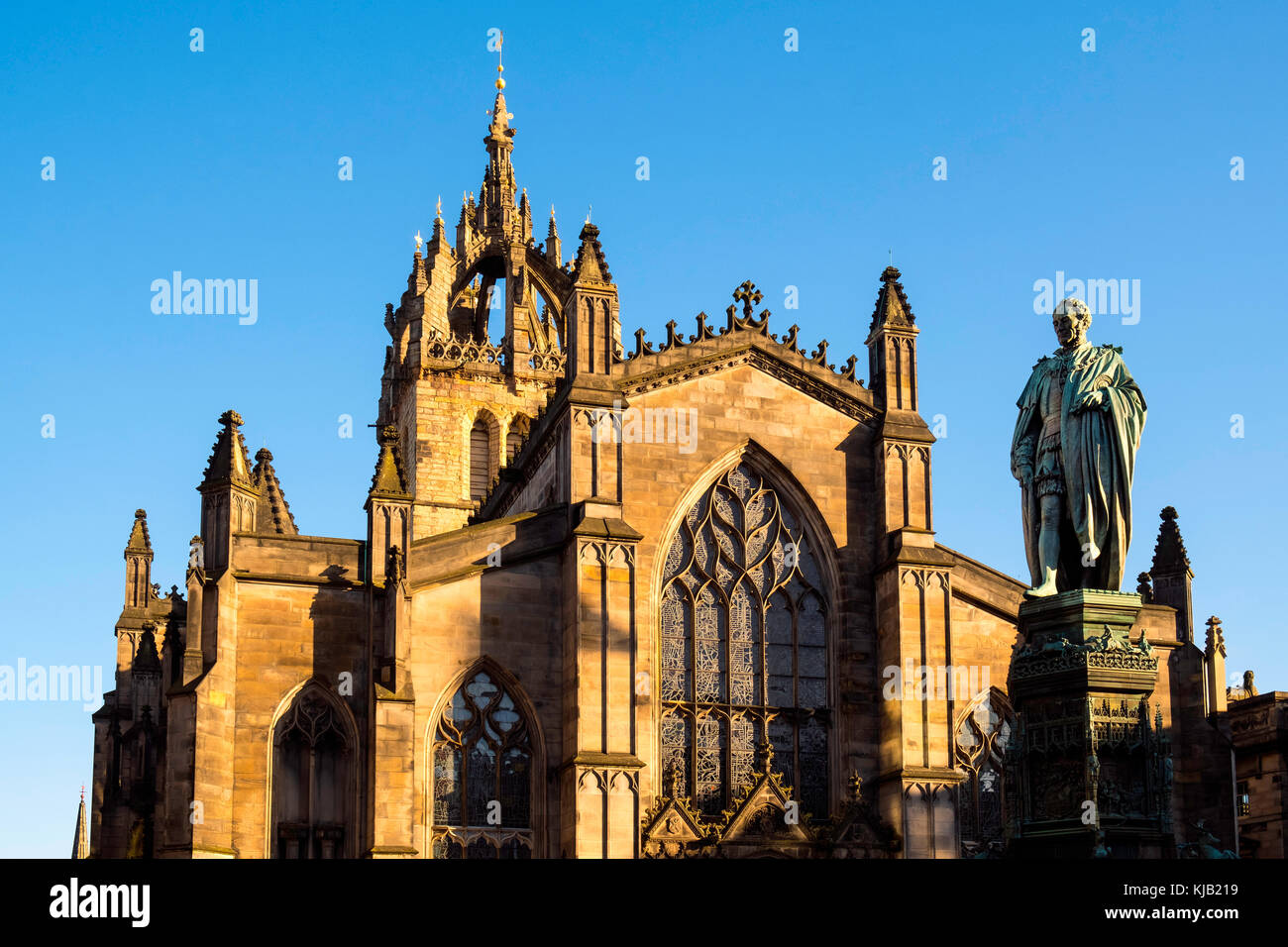 View of St Giles Cathedral on the Royal Mile in Edinburgh Old Town in, Scotland, United Kingdom. Stock Photo