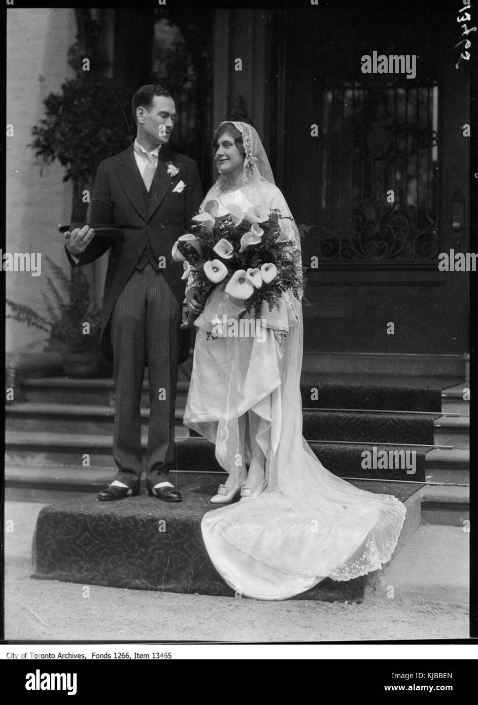 Graham Burton wedding, bridal couple (12329348764 Stock Photo - Alamy