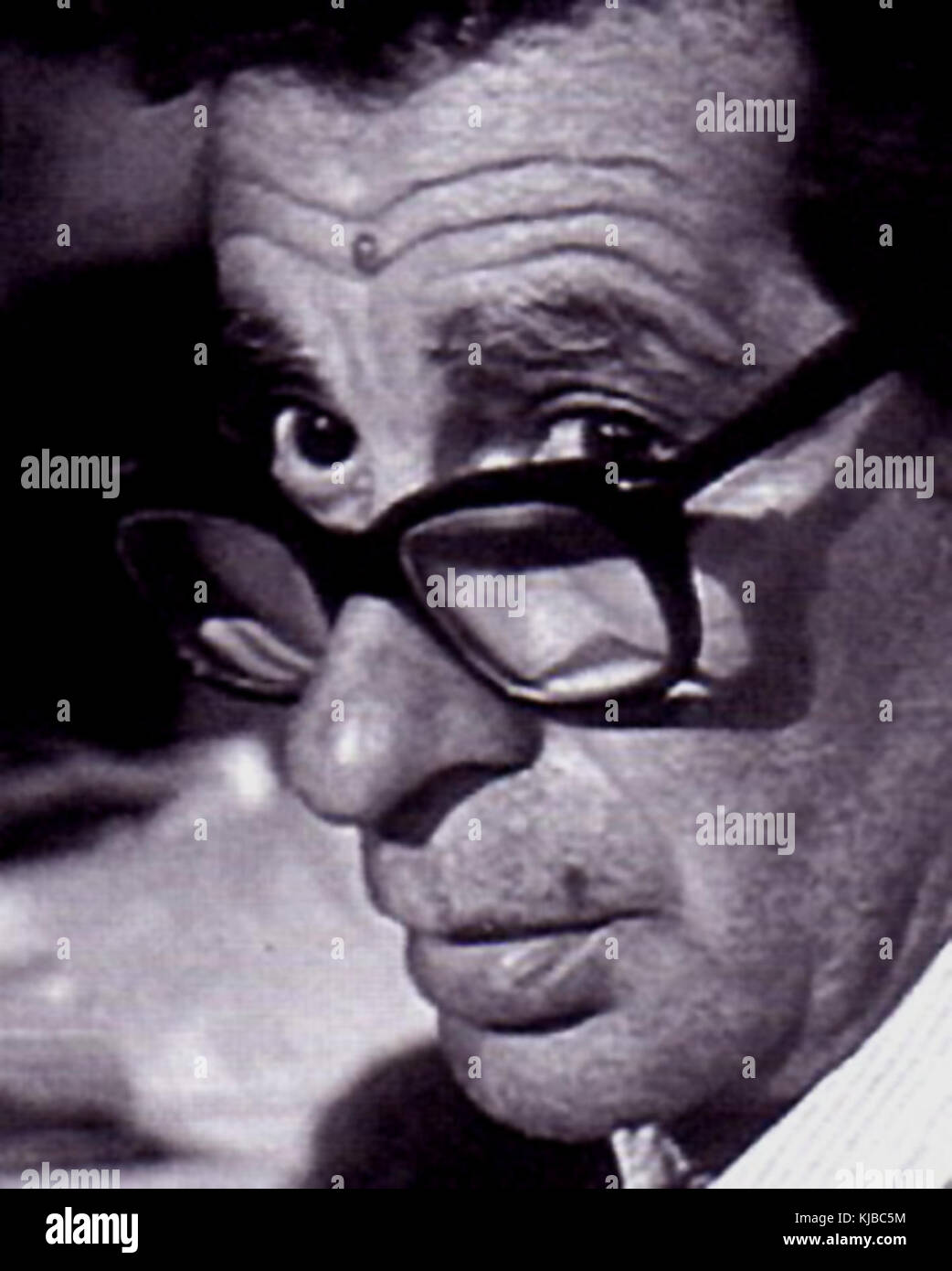 Youssef Chahine in Cairo 1986 Stock Photo Alamy