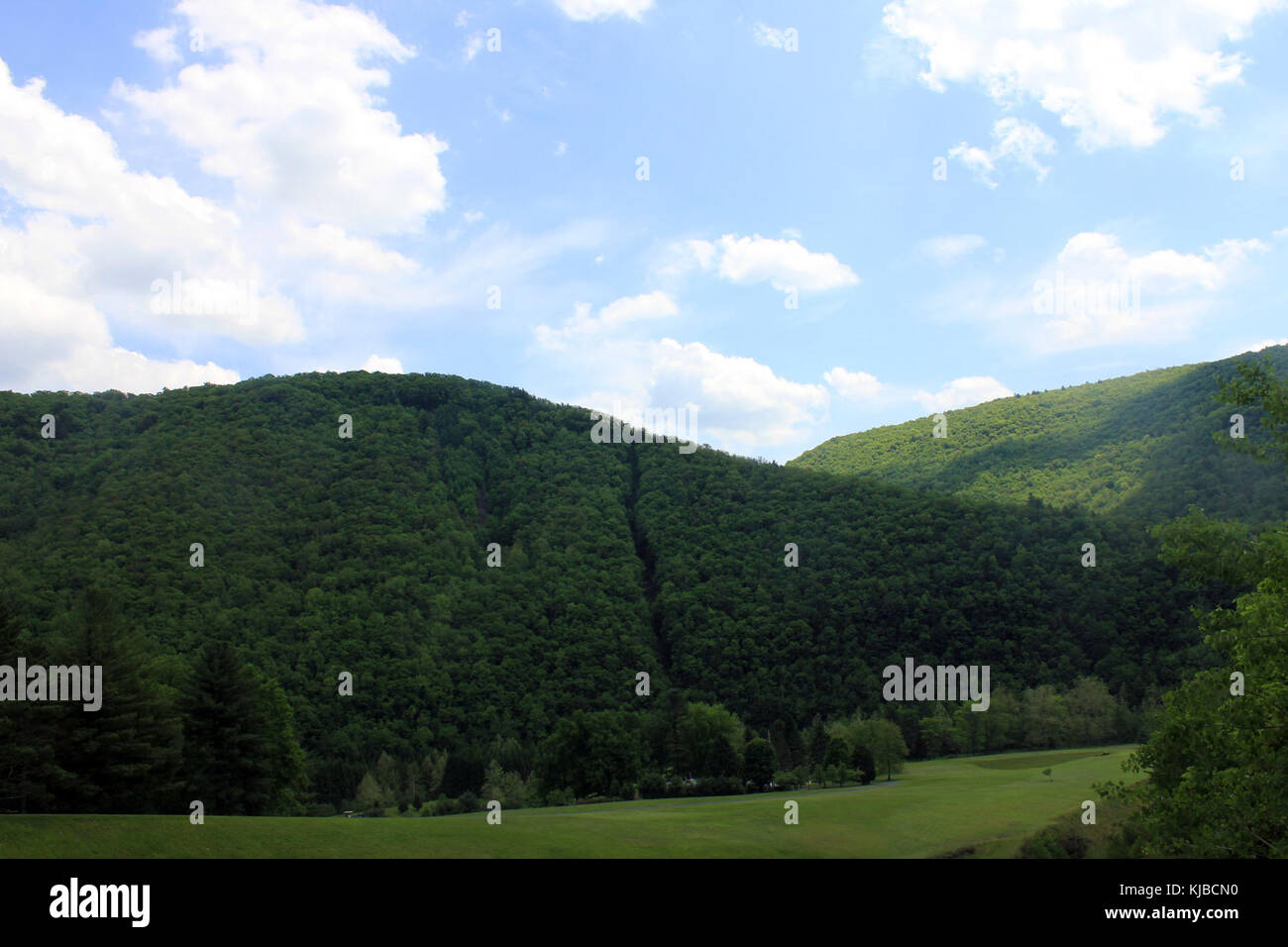 Gfp pennsylvania sinnemahoning state park hilly landscape Stock Photo