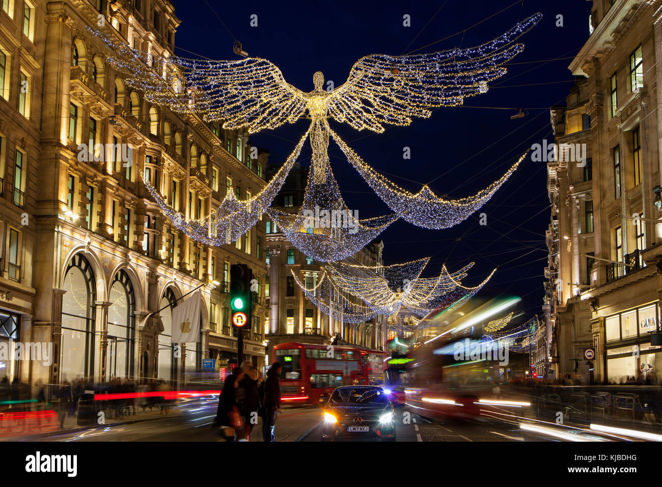 Seasonal regents street hires stock photography and images Alamy