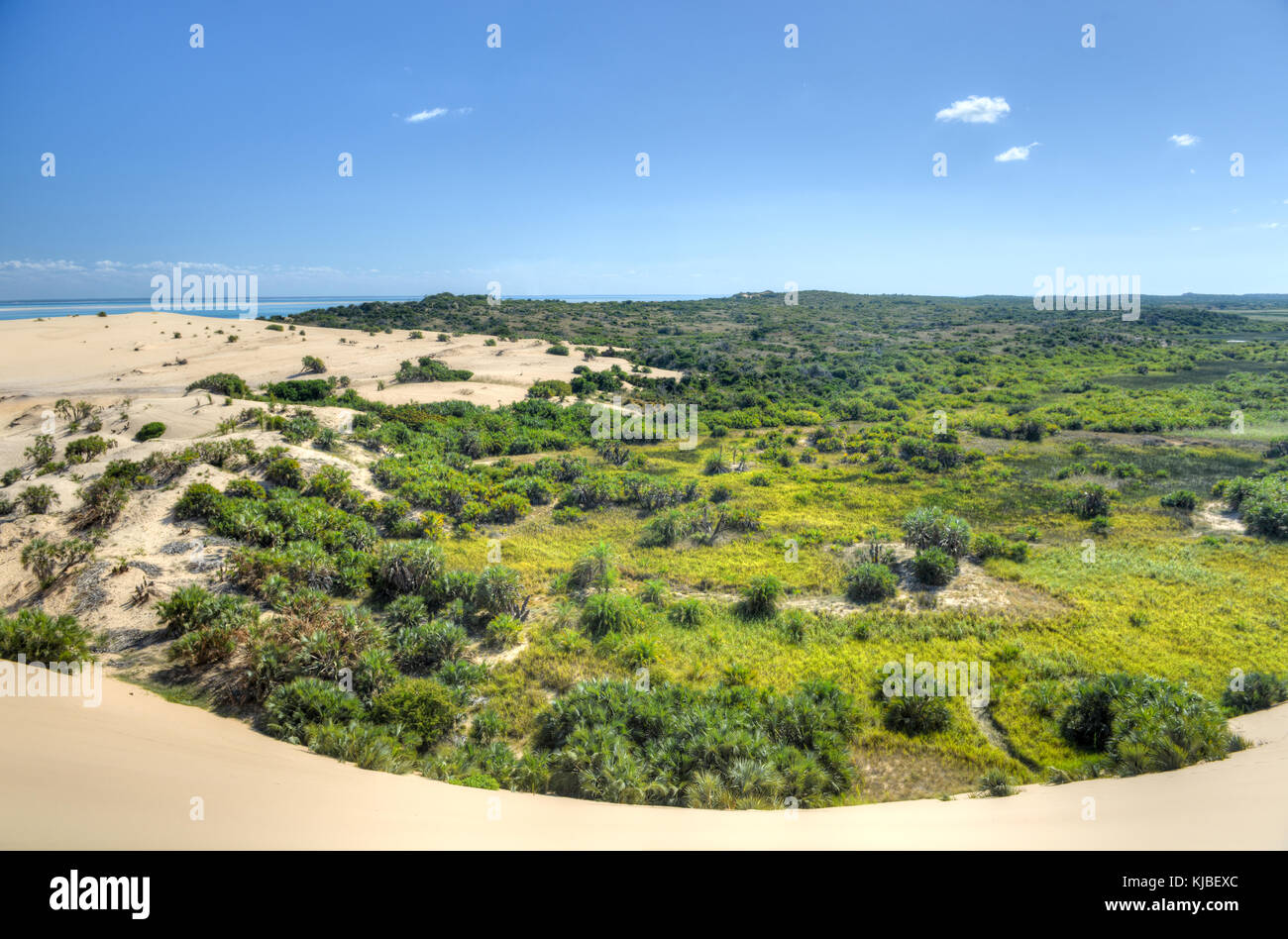 Travel sand dunes mozambique hi-res stock photography and images - Alamy