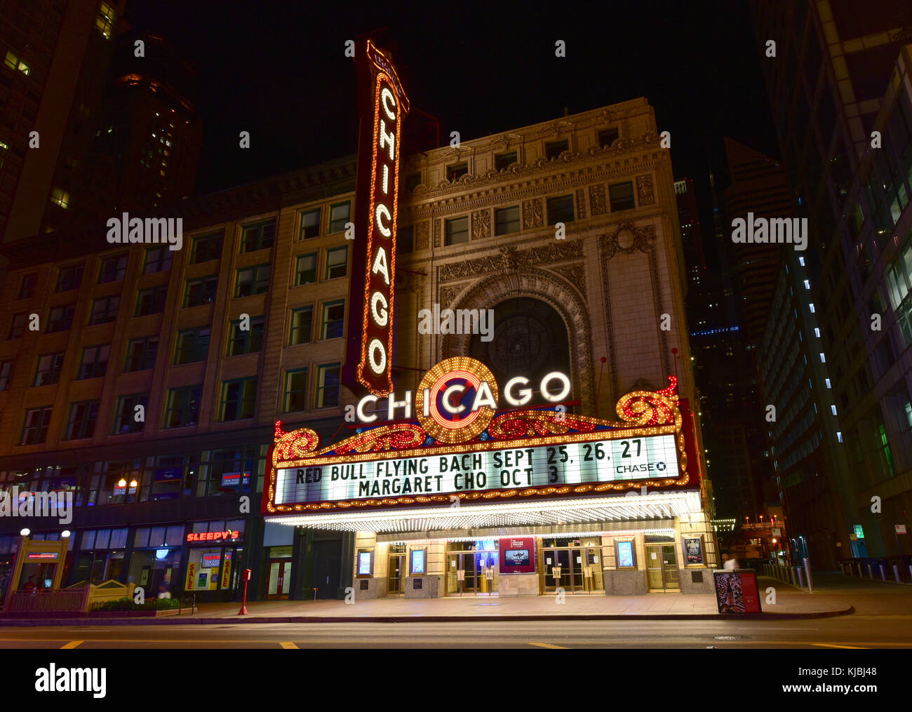 Chicago September 6 2015 The Famous Chicago Theater On State Street 