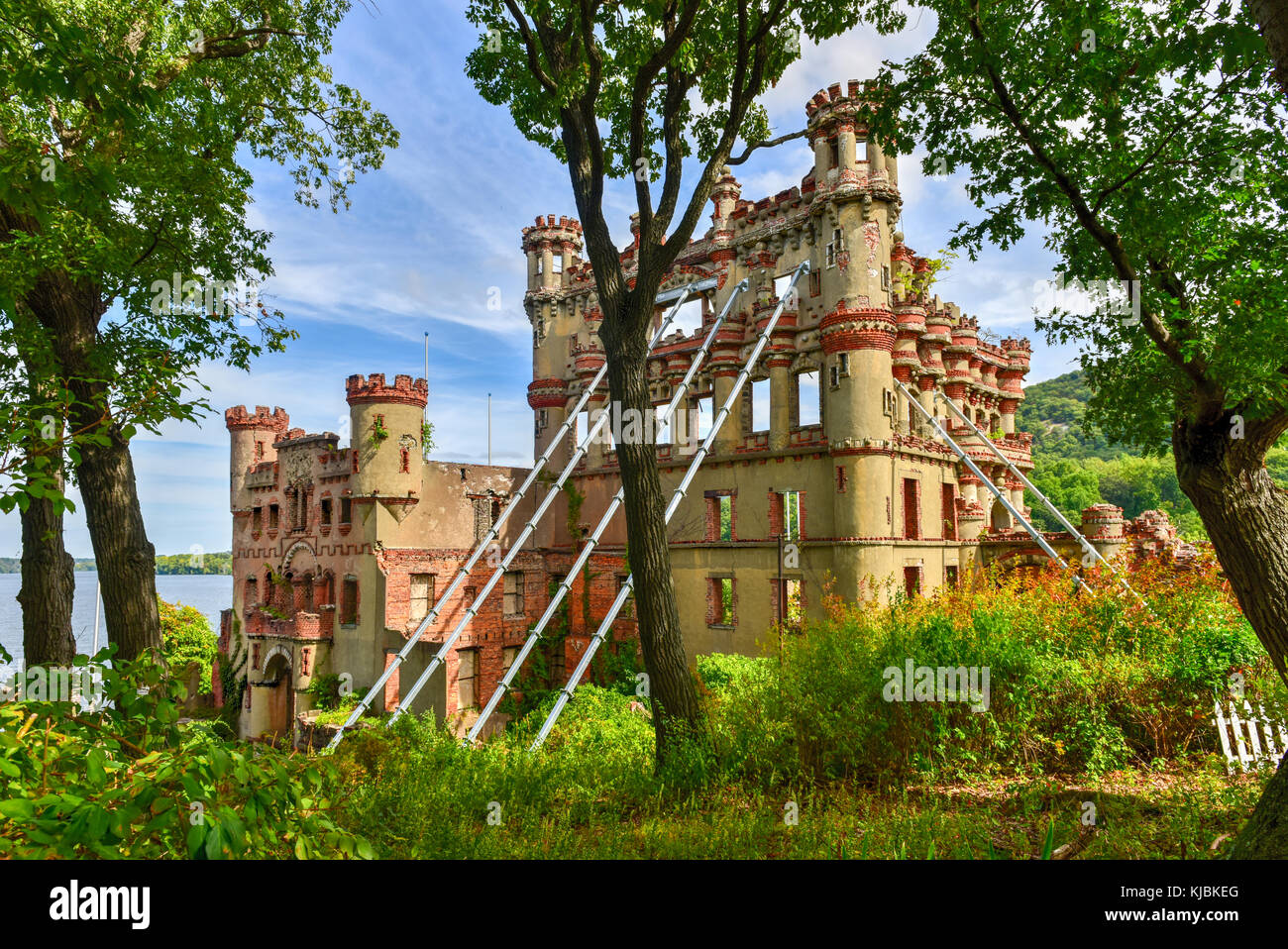 bannerman castle on pollepel island