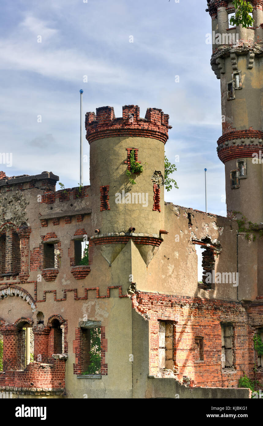 Bannerman Castle Armory On Pollepel Island In The Hudson River