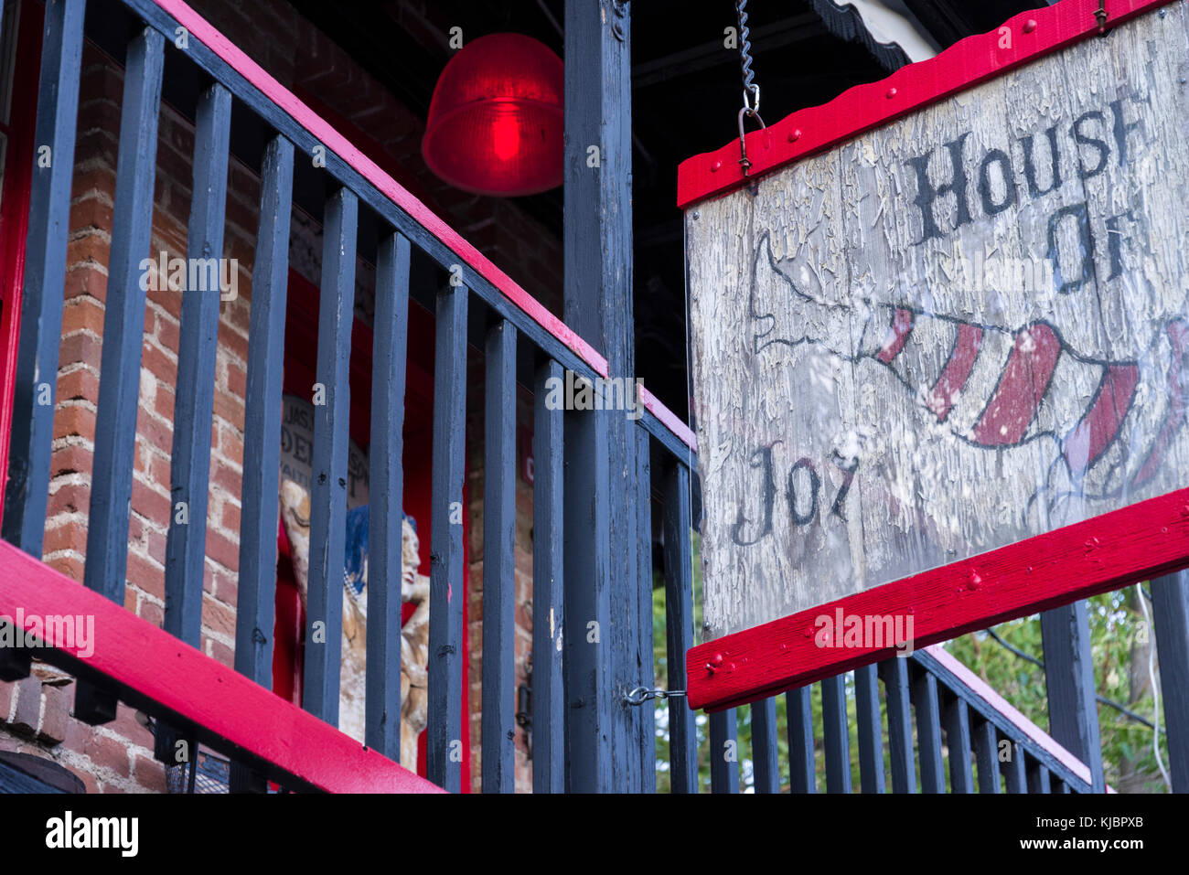 Former brothel 'House of Joy' is now an eclectic gift shop, Jerome