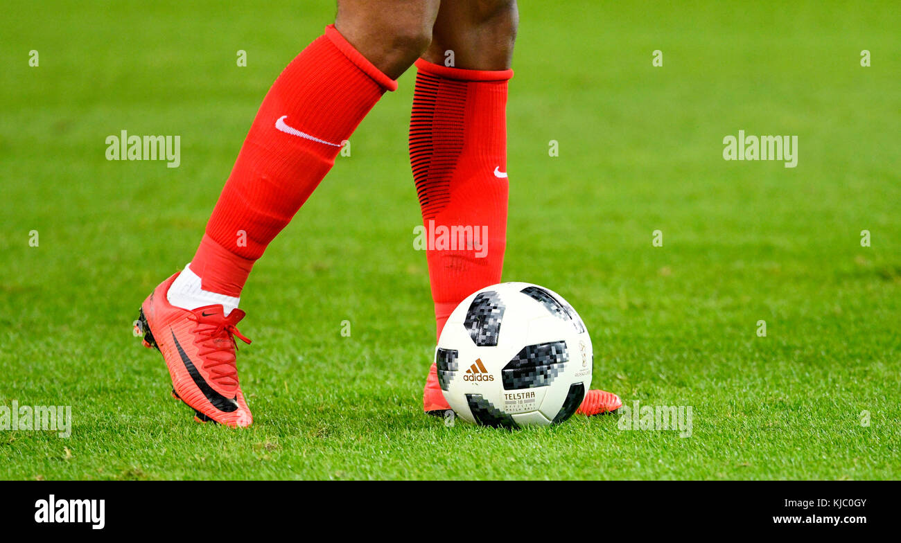 Adidas telstar 18 hi-res stock photography and images - Alamy