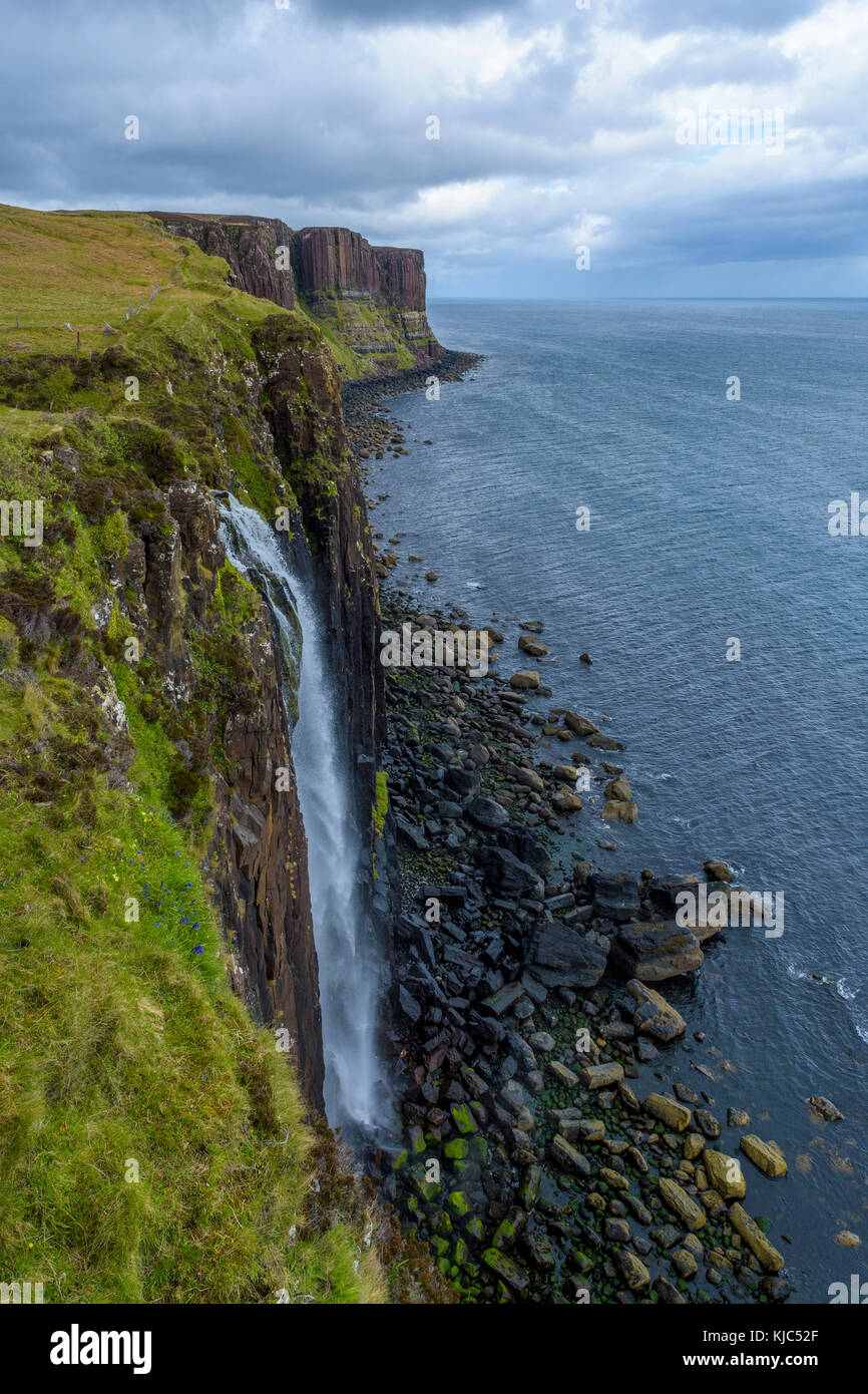 Mealt Waterfall with Kilt Rock on the Trotternish peninsula on the Isle ...