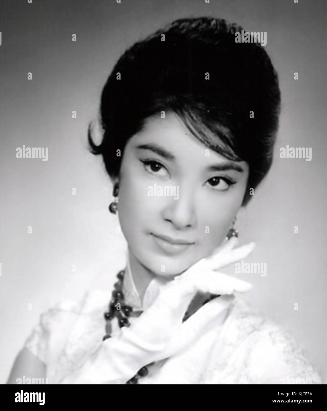 Betty Loh Ti was a prominent Chinese actress known for her roles in ...