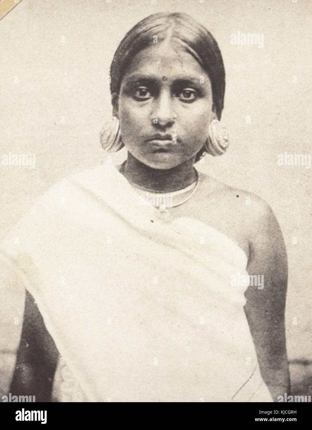 India setting hi-res stock photography and images - Alamy