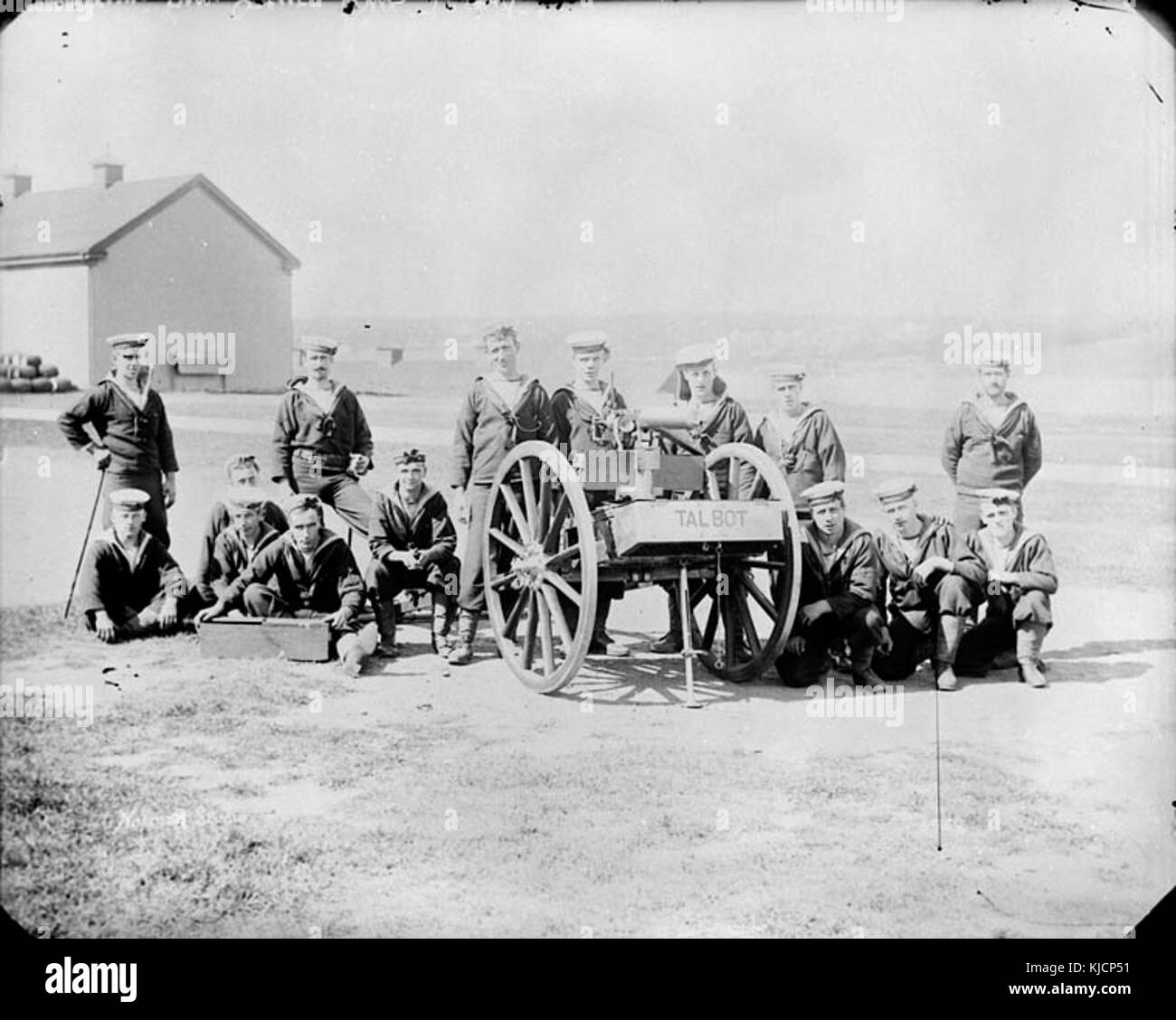 Shore gun crew of HMS Talbot at Halifax LAC 3332865 Stock Photo