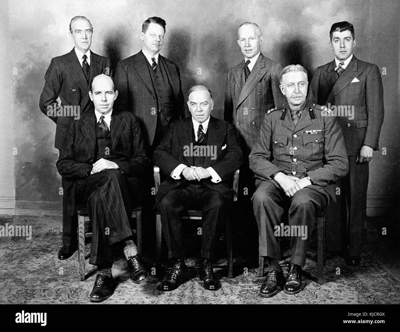 1940s british monarchy Black and White Stock Photos & Images - Alamy