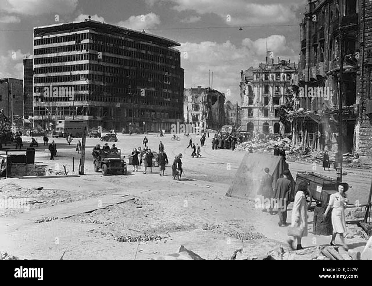 Potsdamer Platz 1945 Stock Photo Alamy
