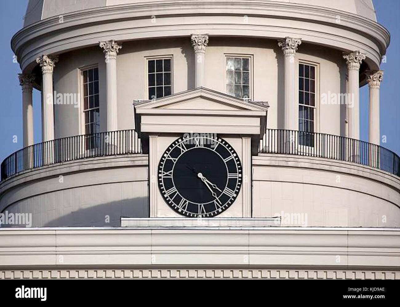 Clock on Alabama State Capitol Stock Photo Alamy