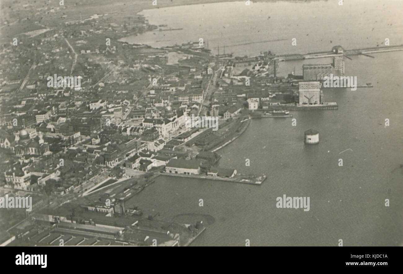 Kingston Ontario from the Air (HS85 10 36551) Stock Photo