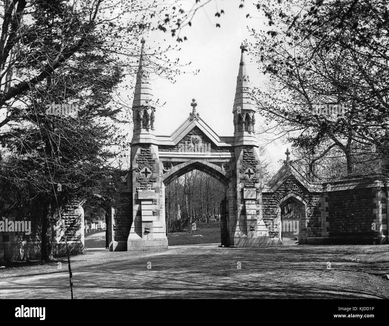 Mount Royal Cemetery gate Stock Photo Alamy