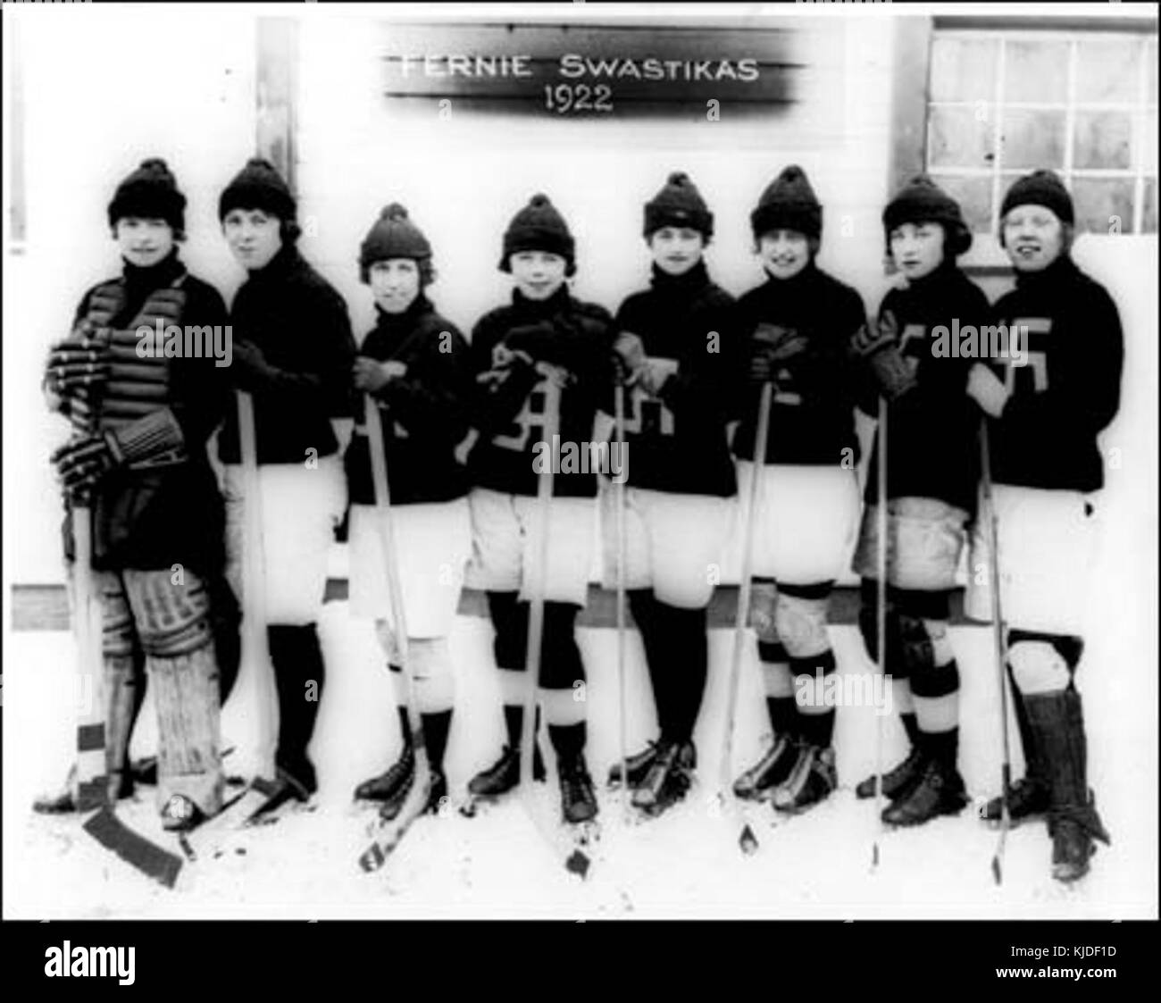 Team picture of the Fernie swastikas 1922 Stock Photo Alamy
