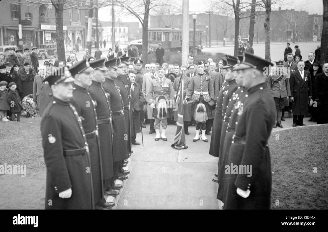 The Black Watch at the Cenotaph in Verdun Stock Photo - Alamy