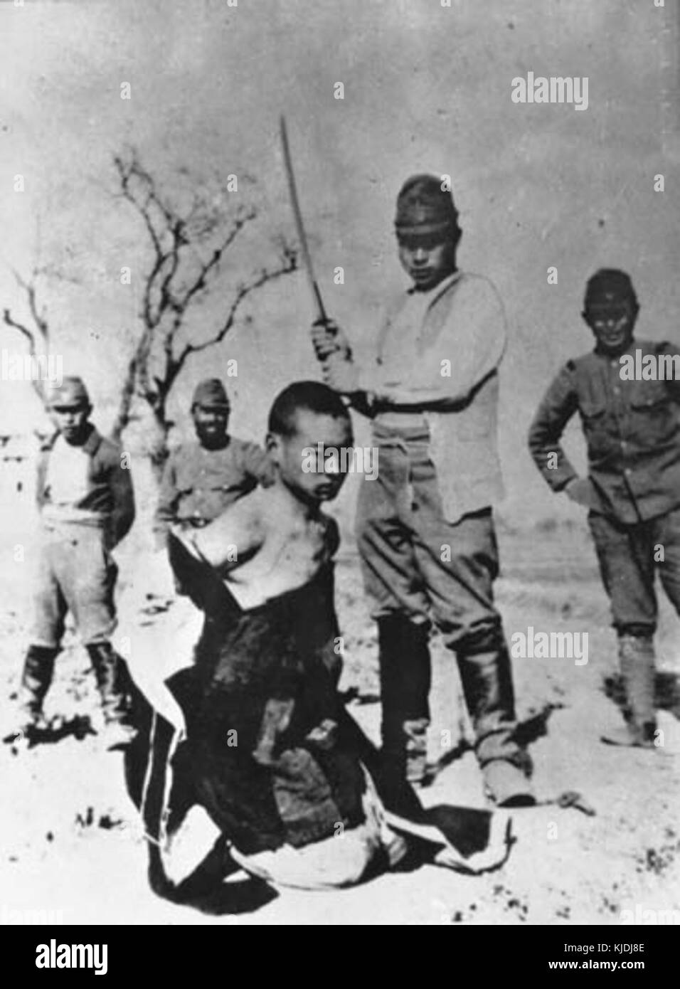 Chinese to be beheaded in Nanking Massacre Stock Photo