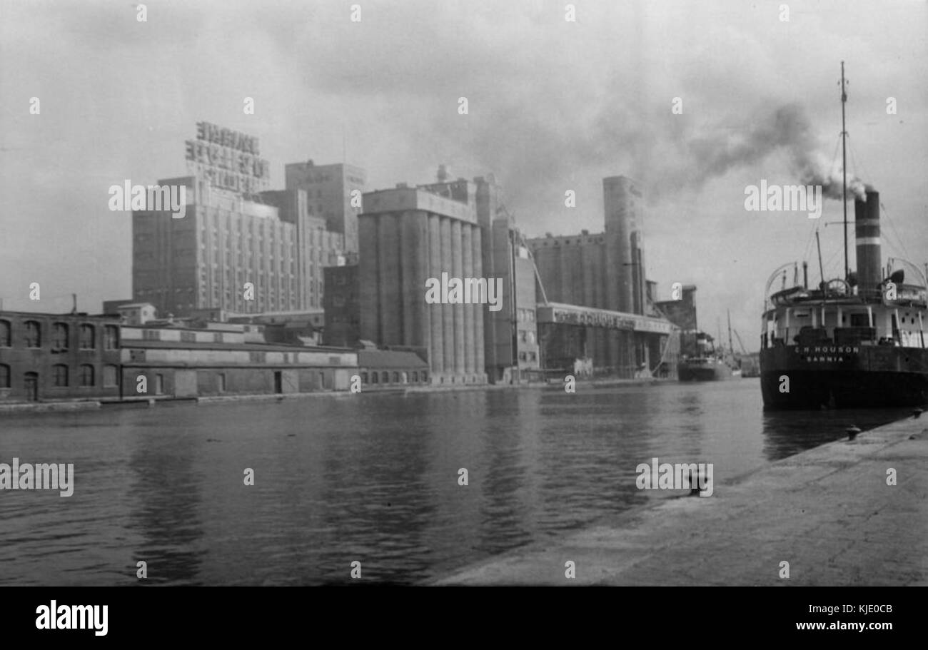 Feature. Lachine Canal BAnQ P48S1P16577 Stock Photo Alamy