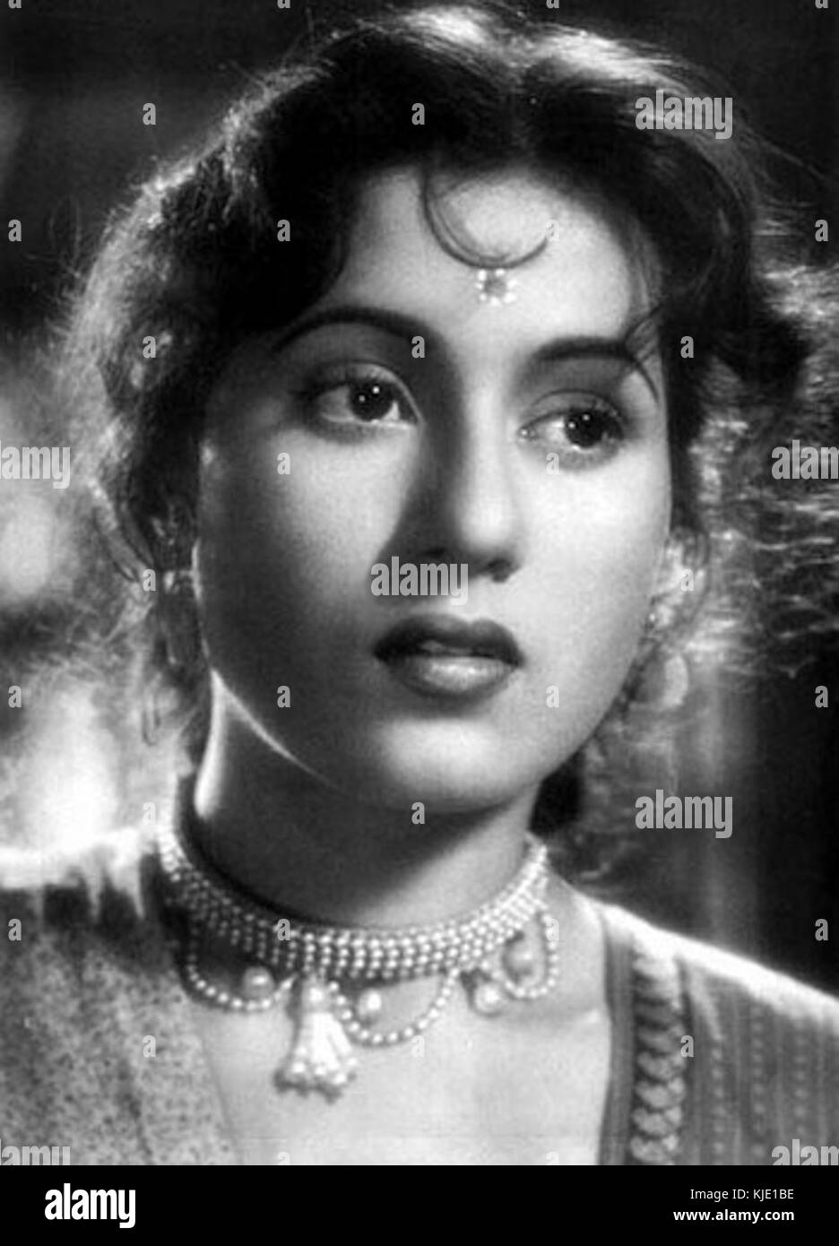 Madhubala in the 1949 film Dulari Stock Photo - Alamy