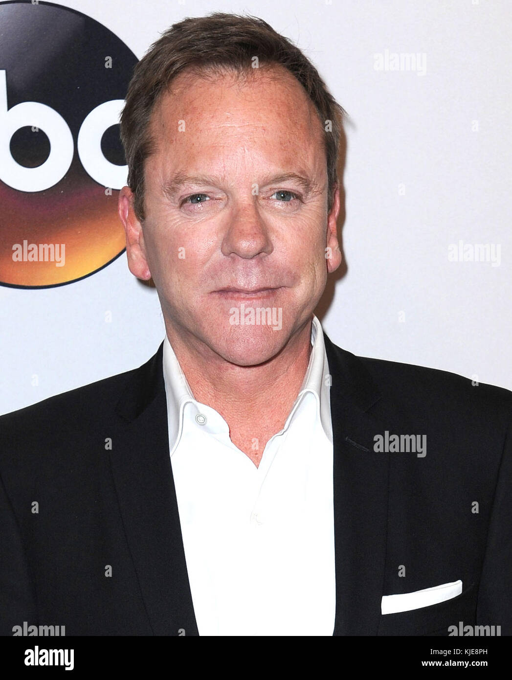 NEW YORK, NY MAY 17 Kiefer Sutherland attends 2016 ABC Upfront at