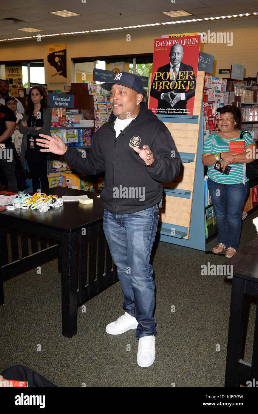 FORT LAUDERDALE, FL JANUARY 31 Daymond John, cohost of ABC's hit