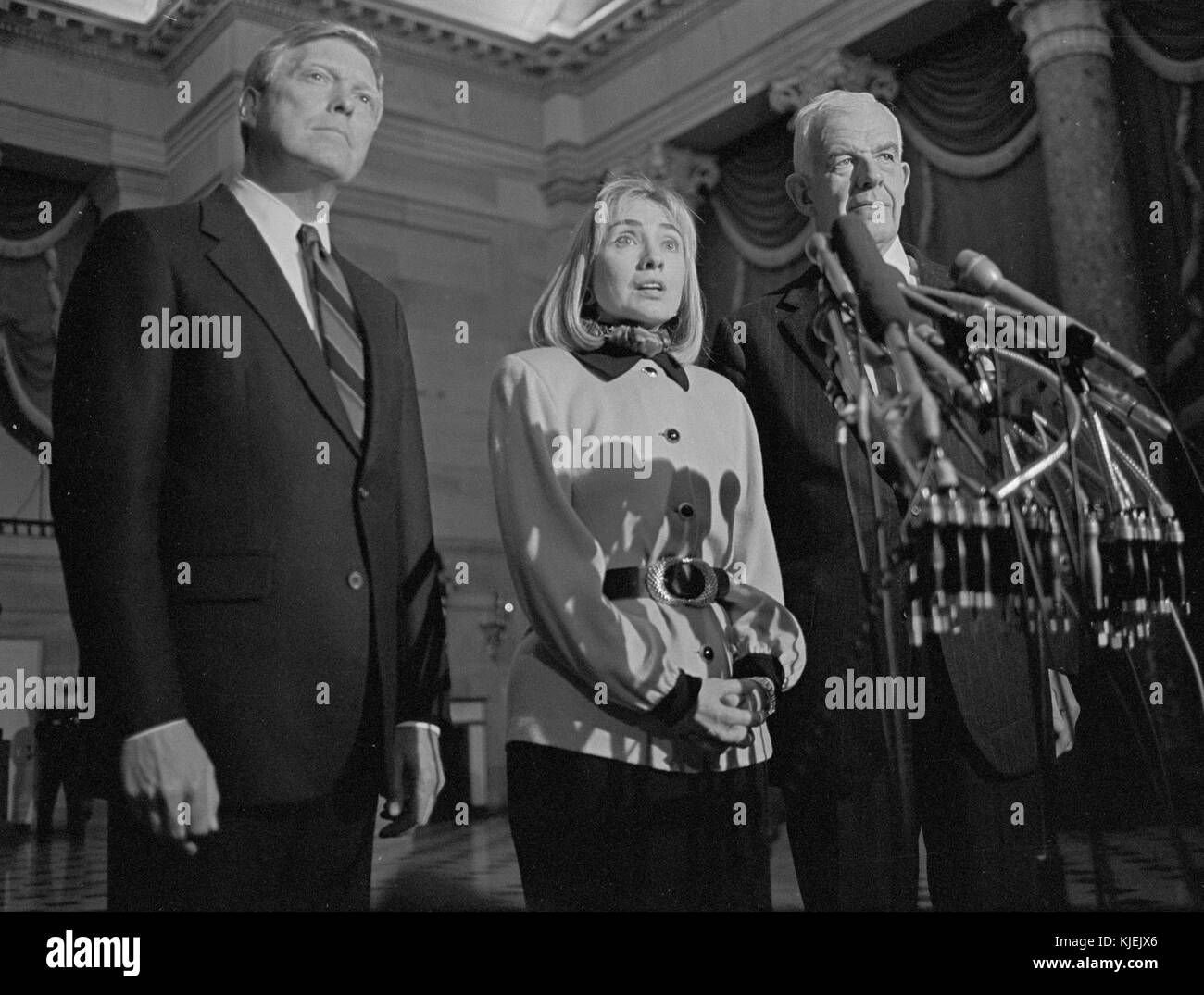 First Lady Hillary Clinton, Speaker of the House Tom Foley, and House Majority Leader Richard Gephardt speak at a press conference at the U.S. Capitol (cropped) Stock Photo