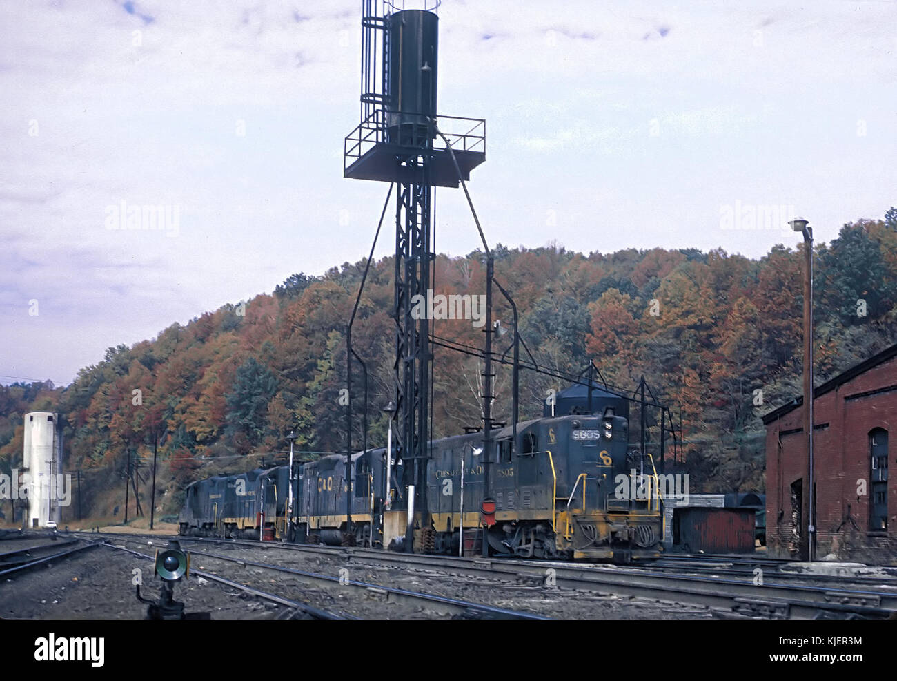 Chesapeake and Ohio Railway 5805 (GP7) servicing facilities at Gladstone, VA on October 26, 1969 (22466625682) Stock Photo