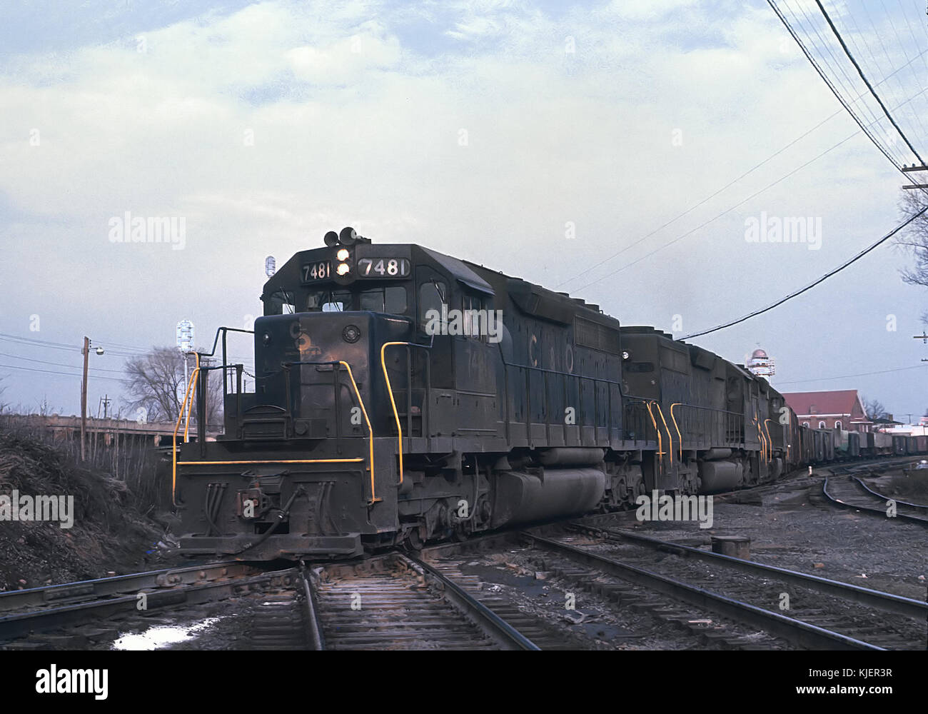 Chesapeake and Ohio Railway 7481 (GP40) crossing SOU diamonds at Charlottesville, VA on March 8, 1969 (22468889112) Stock Photo