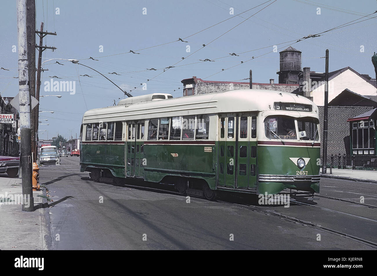 PTC 2657 (PCC) a 15 RICHMOND WEST MORELAND car turning onto Allegheny Ave. from Girard Ave in Philadelphia, PA on September 2, 1965 (22503863670) Stock Photo