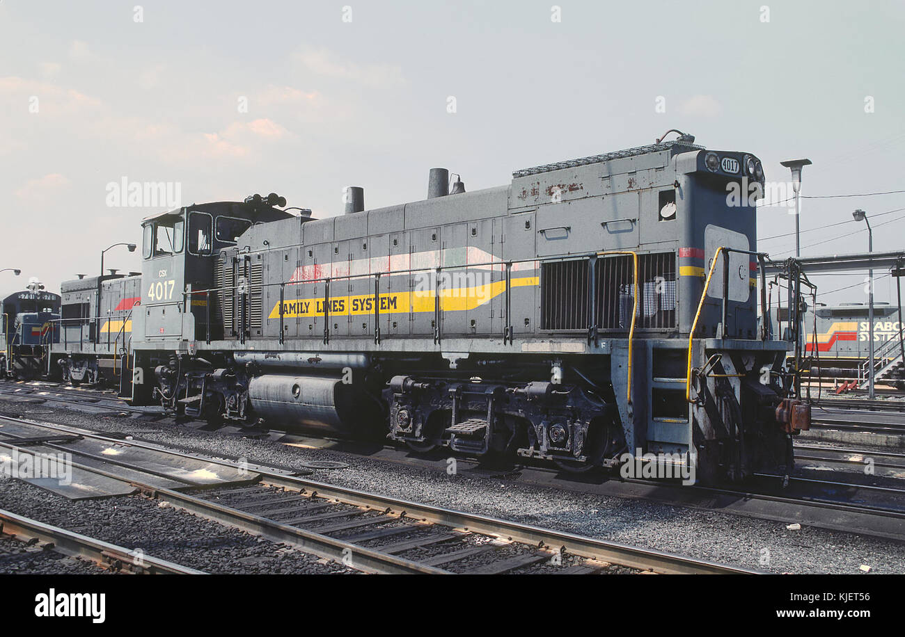 CSX 4017 at Altanta, GA on June 10, 1987 (22753634802) Stock Photo
