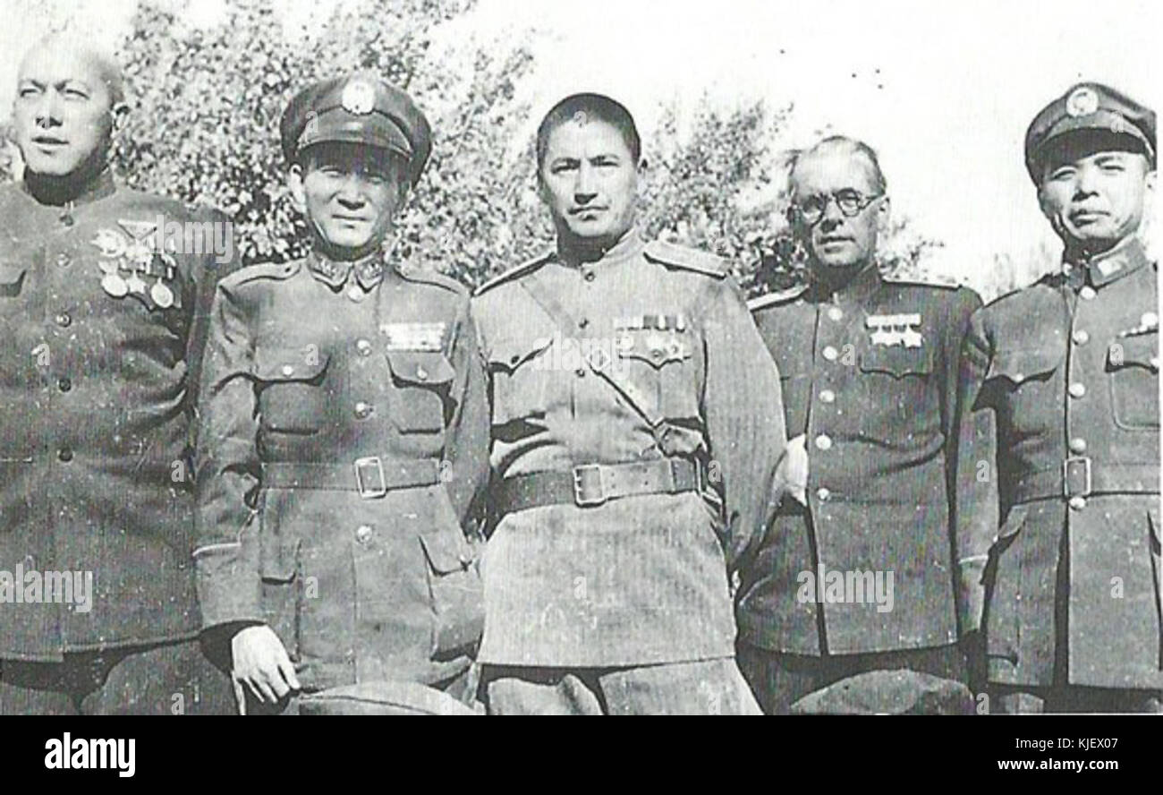Zhang Zhizhong and some generals of the National Army of the Three