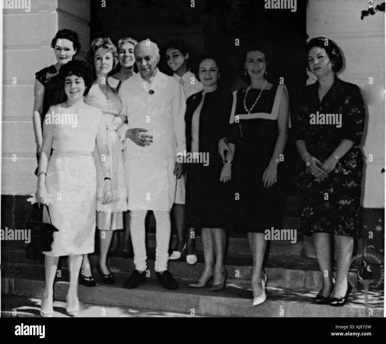 Jawaharlal Nehru with Jewish women at Teen Murti House Stock Photo - Alamy
