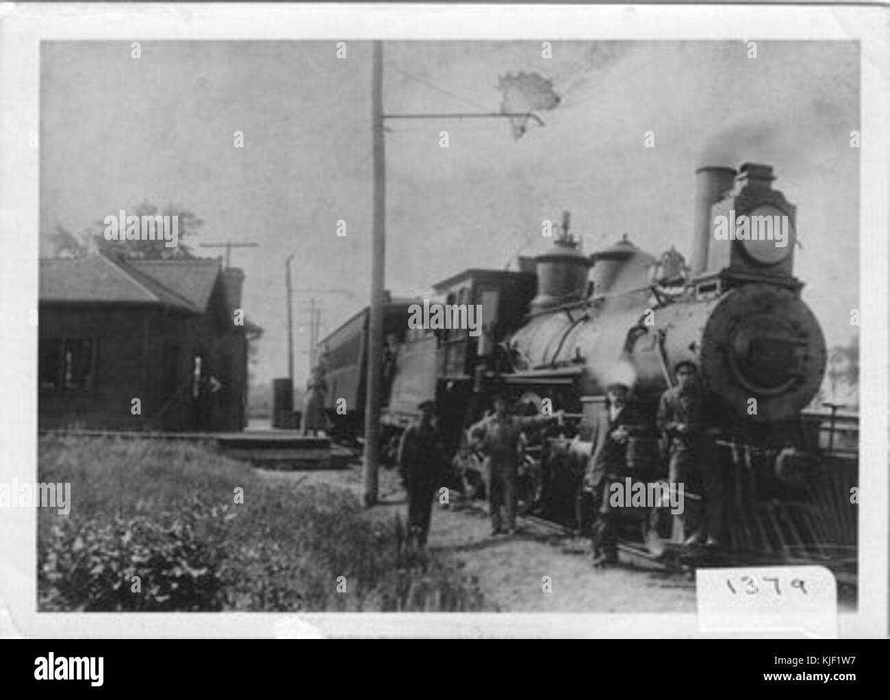 Schomberg and Aurora Railway station at Oak Ridges Stock Photo Alamy
